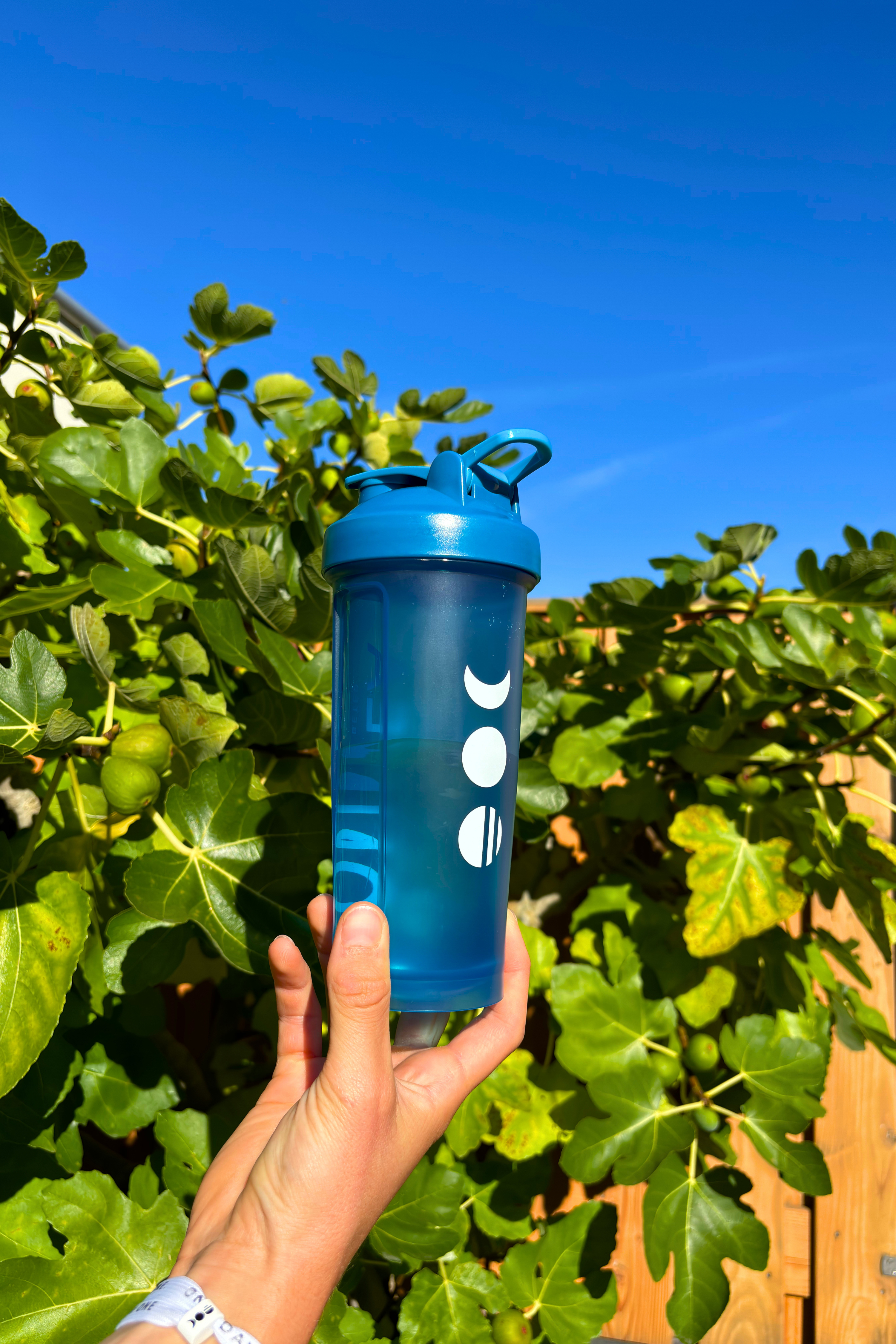 Special Onnea Shaker Bottle - Sea Blue Onnea